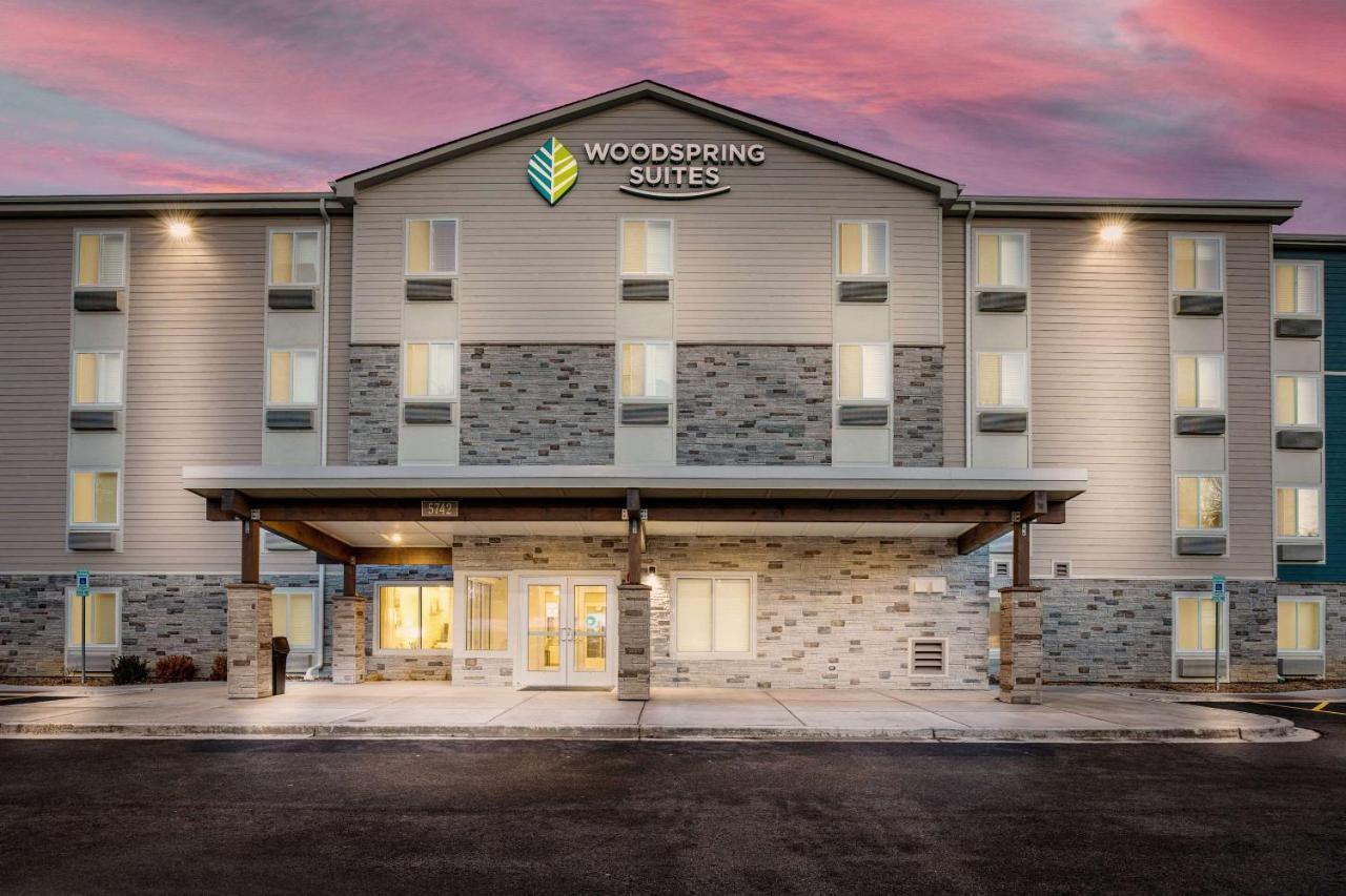 Woodspring Suites Gurnee - Chicago Экстерьер фото